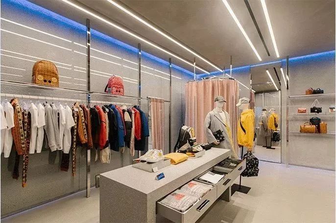 从濒临倒闭到年营收25万,从濒临倒闭到市值266亿