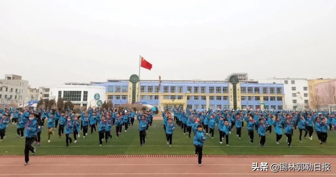 閿℃灄娴╃壒甯備竴涓ぞ鍥㈣,閿＄洘鑱屼笟瀛﹂櫌绀惧洟