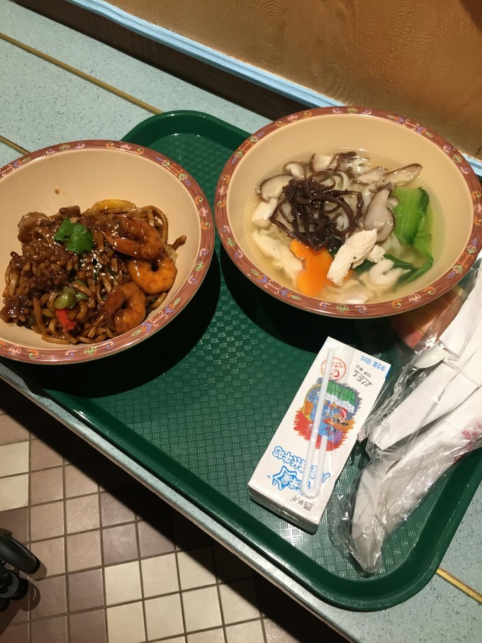 迪士尼秋日巡游完整版,平价版迪士尼游玩攻略