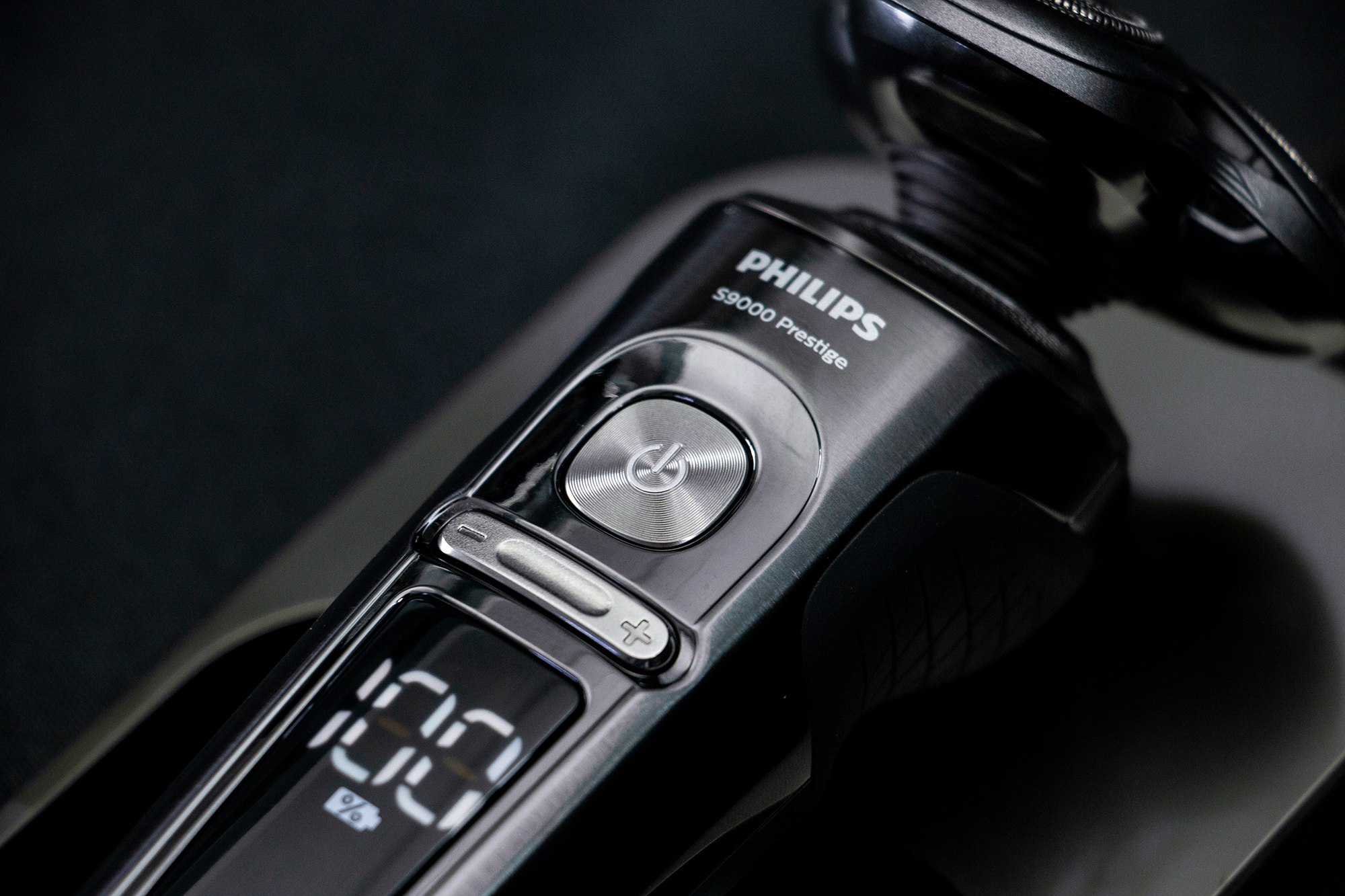 荷兰进口飞利浦剃须刀s9000价格,飞利浦S9000舒仕系列电动剃须刀