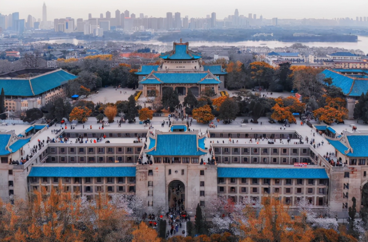 郑州武汉双城记,双城记说的是哪两个城市