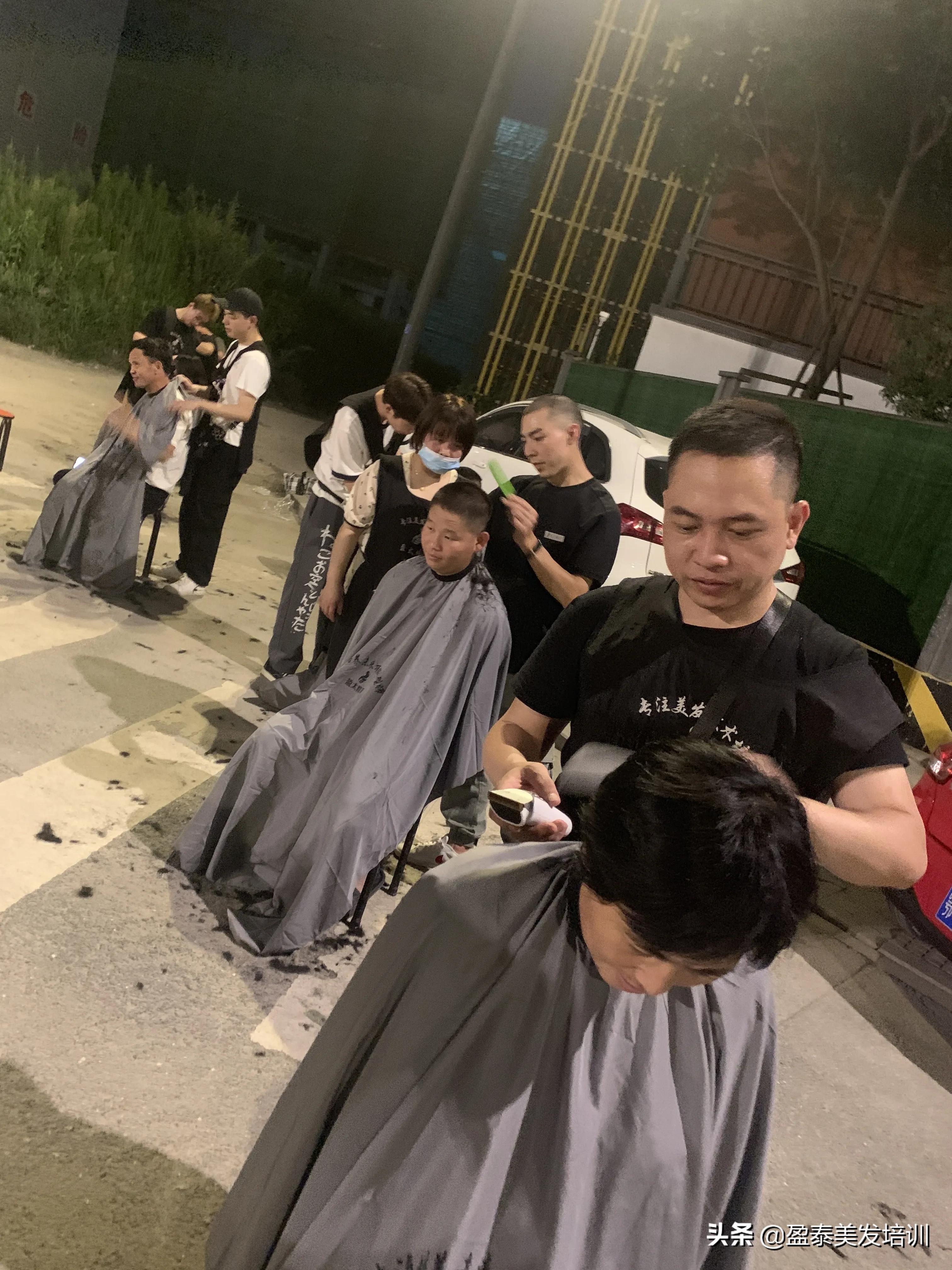 在美发店当学徒能学会吗,怎么去连锁美发店当学徒