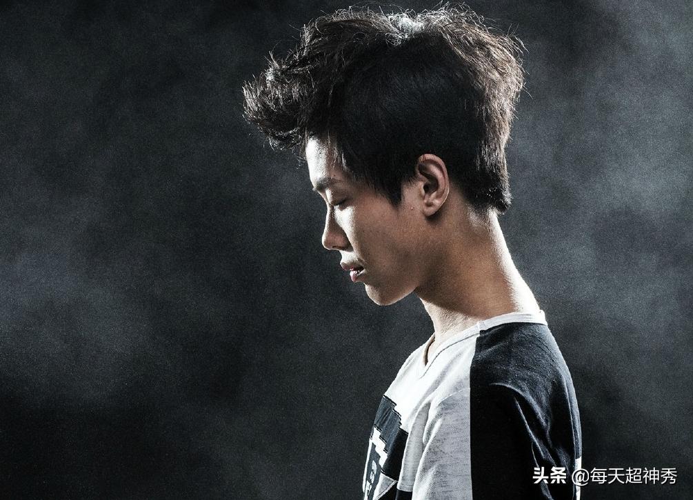 EDG明凯改名Sreverse，一波连胜宣告回归，粉丝发声支持