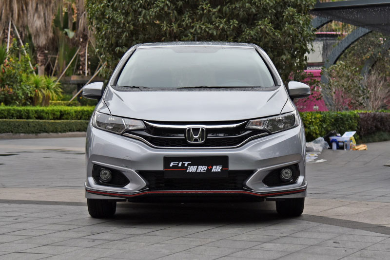 8万块的平民超跑买飞度不如选它,纯市区代步飞度到底值不值得买