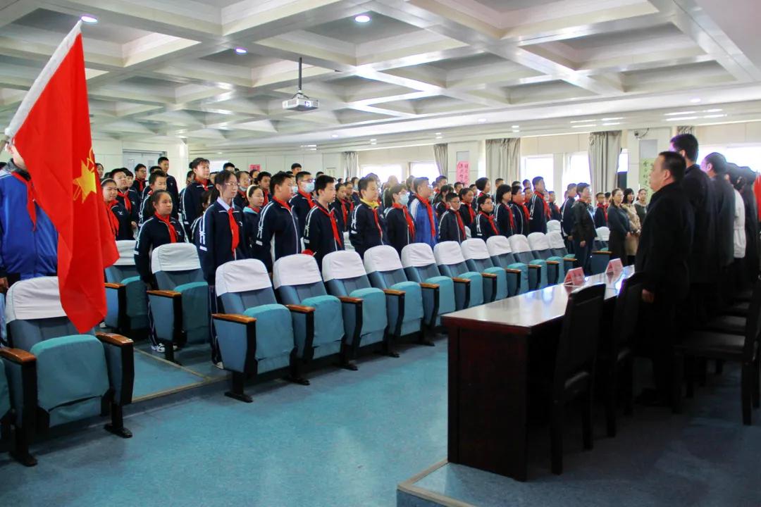 请党放心强国有我五年级朗诵,太原少先队建队日活动