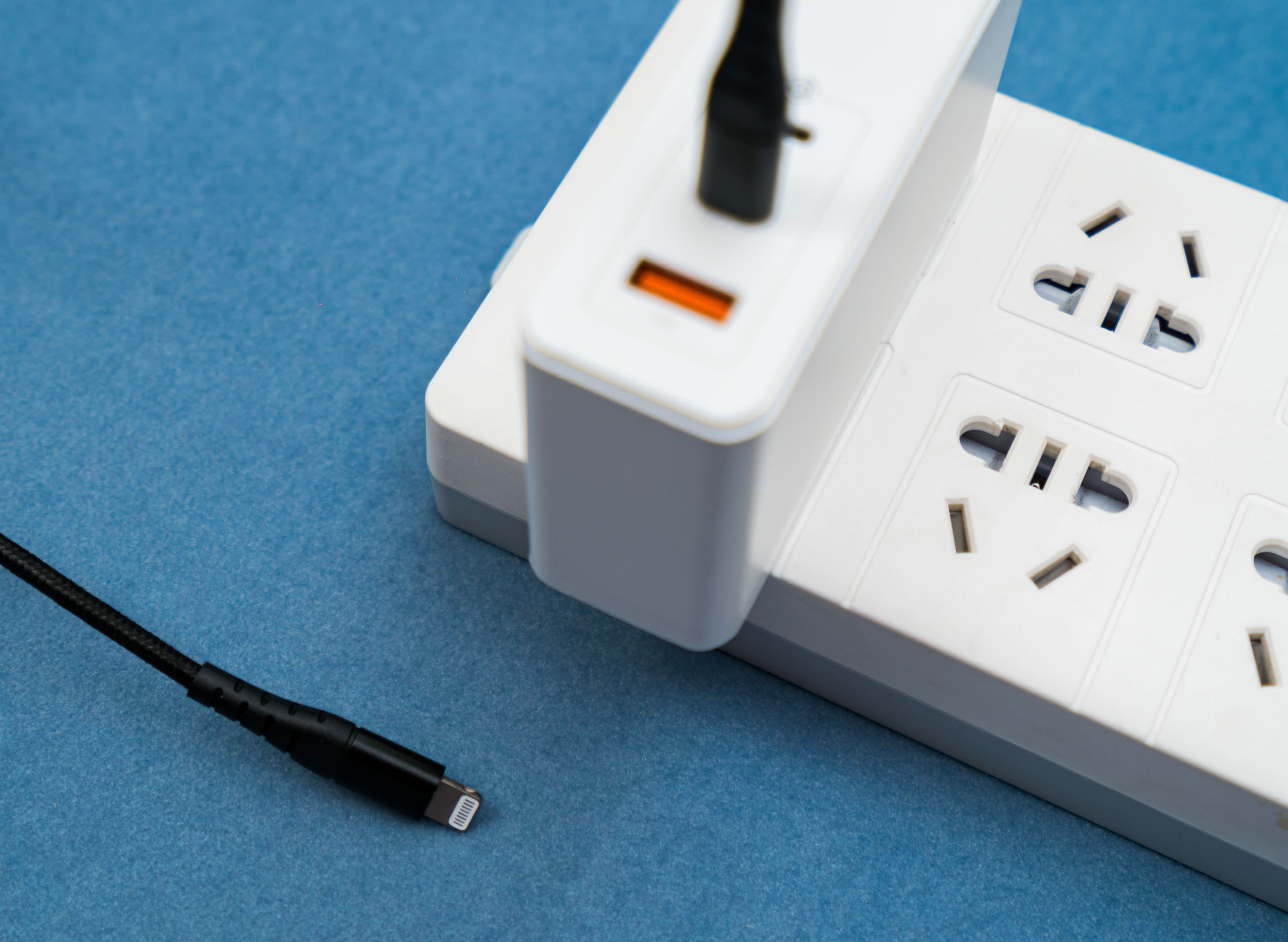 倍思65w氮化镓充macbookpro,倍思氮化镓100w充苹果电脑