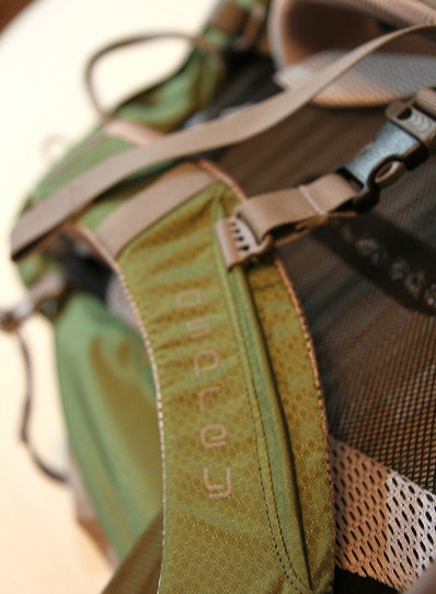 小鹰登山包38升评测,小鹰登山包新款38l与48l区别