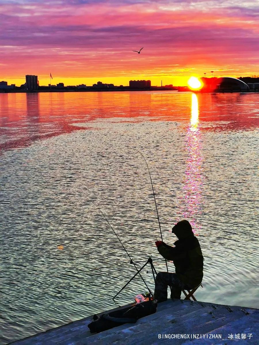 黑河挨着哪里,黑河远方文学