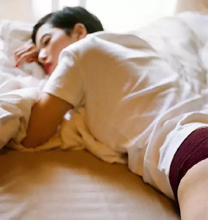 男朋友想看你的手机怎么处理,男朋友想看自己的照片怎么办