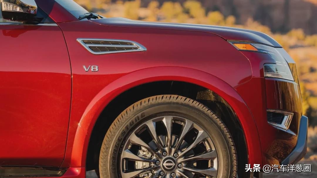 途乐v8和陆巡v8比赛,途乐和陆巡v8