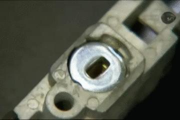 锁有没有可能自己锁上,锁打开了怎么锁上