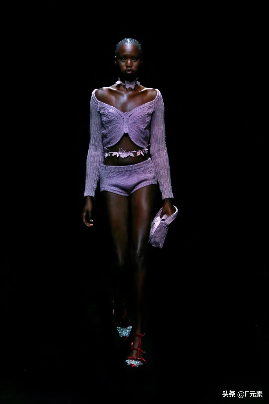 blumarine秋冬系列时装秀,blumarine2022米兰时装