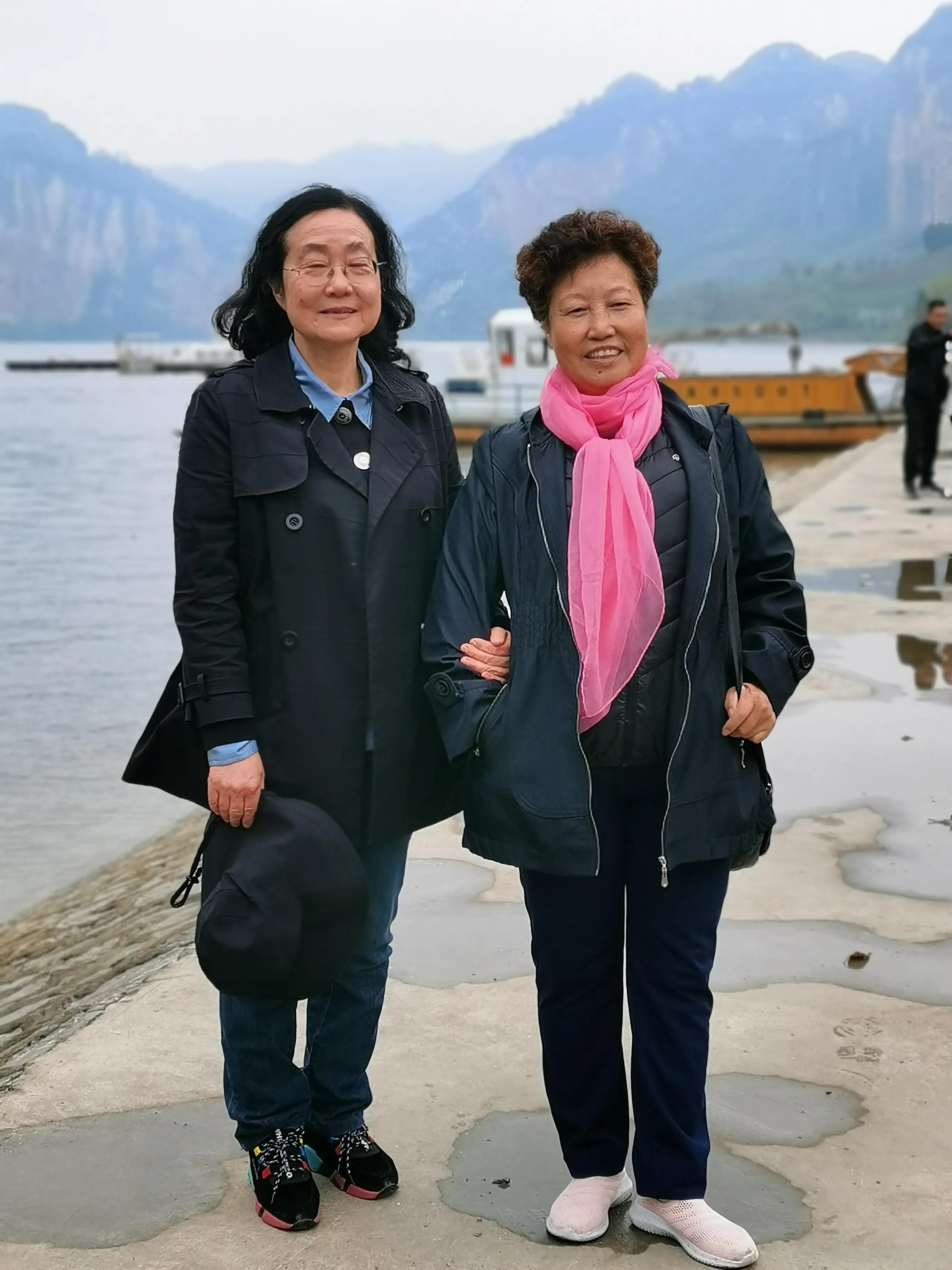 贵州大学1984级管科系同学欢聚毕节录