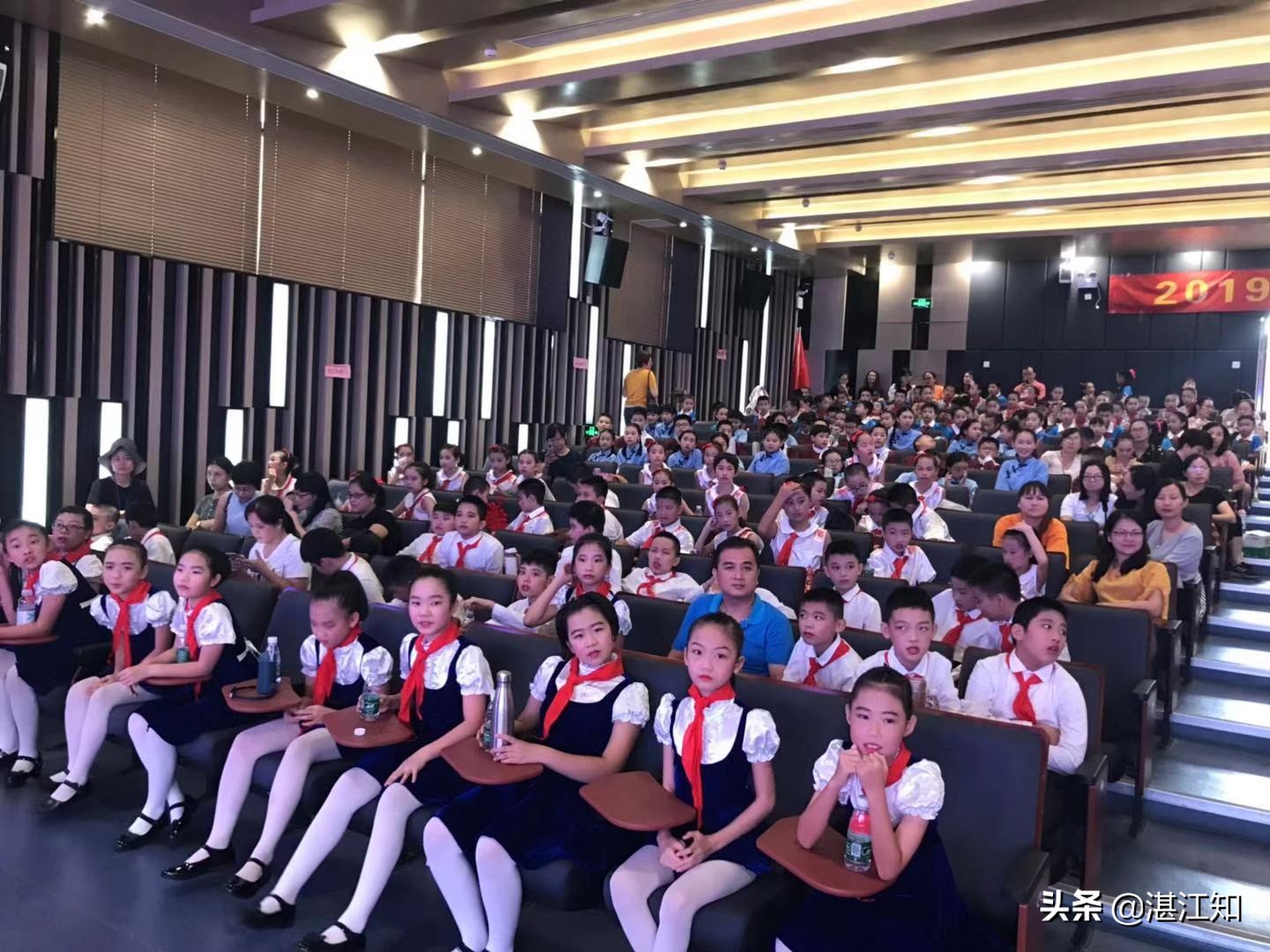 童颂中华青少年经典诵读征集活动,湛江市中小学校中华经典诵读大赛