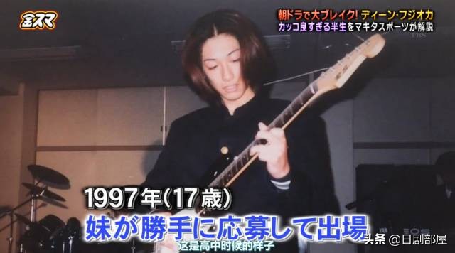 钘ゅ唸闈涜妭鐩鎼,钘ゅ唸闈涚患鑹烘彁鍒扮殑濂崇敓鏄皝