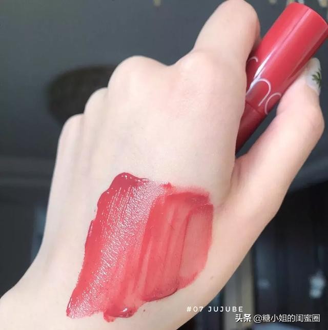 打啵啵都不会掉的口红大牌,香奈儿新品唇釉打啵都不掉