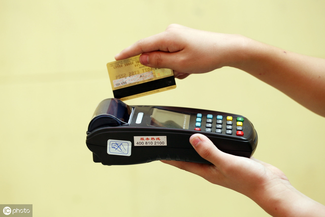 经常使用信用卡不涨额度,使用多年的信用卡逾期