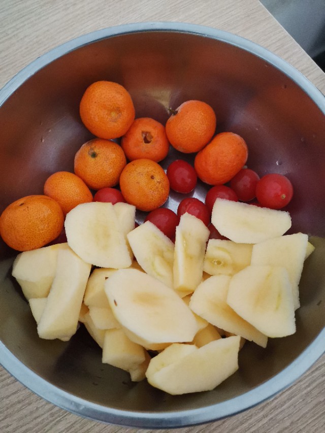 返京人员疫情防疫,抗击疫情医护人员陆续返乡