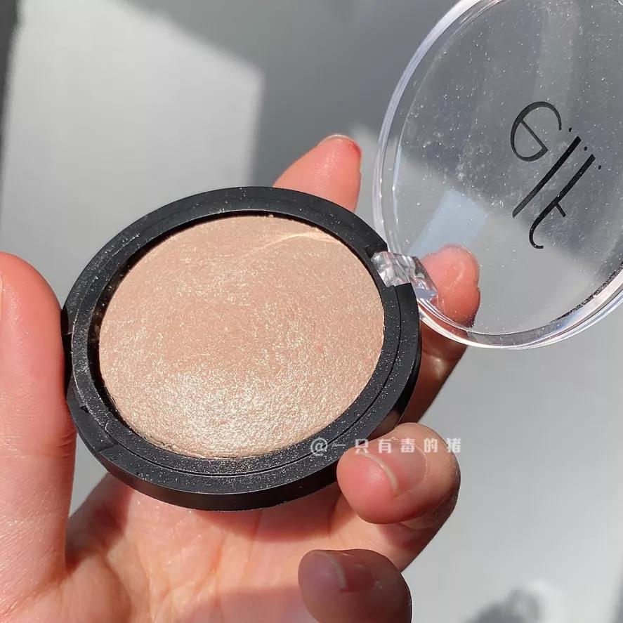 黄皮彩妆推荐一套还是二套,适合黄皮的大牌彩妆推荐眼影