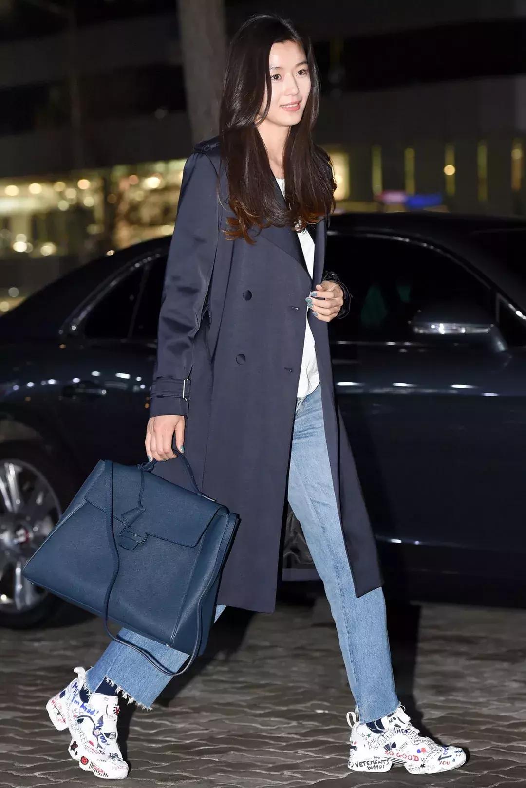 这四双鞋最适合谁穿,这四双鞋完美搭配你的校服