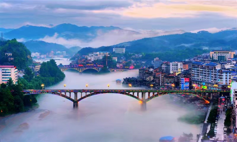 从“清清白白”到“六清一白”,这个小县教育为什么这么牛?