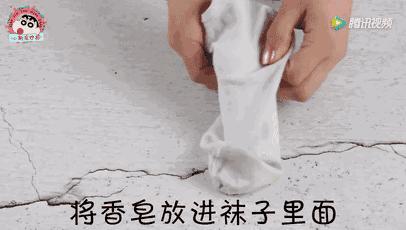 不锈钢楼梯扶手油污清洁小妙招,清洁厨房纱窗油污的小妙招