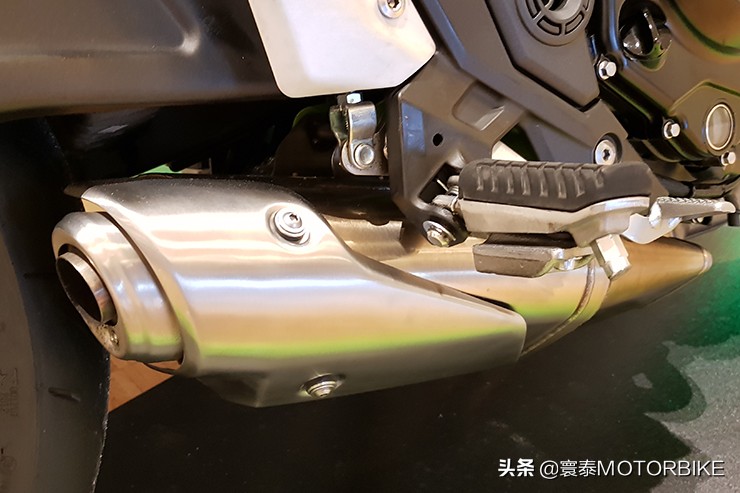 新2020款川崎z650什么时候上市,川崎ninja650和z650比较油箱大小