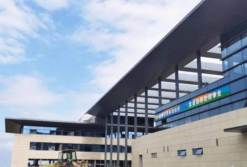 日照国际足球中心设施条件,日照军事训练基地