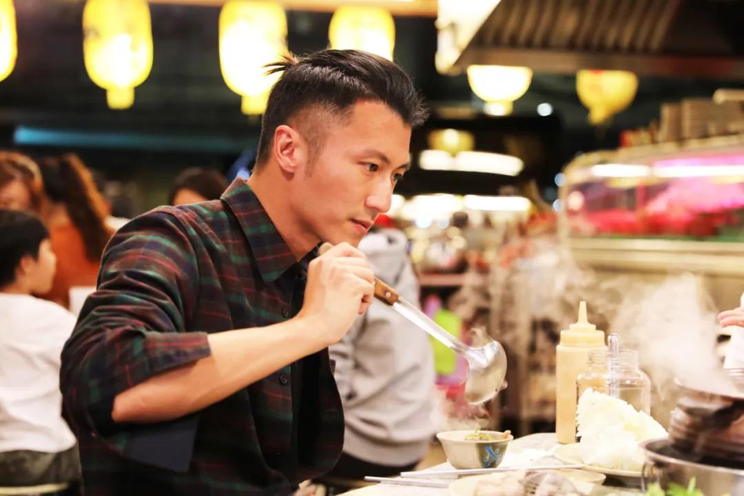 这么多年了，你终于想起来自己还是个演员？