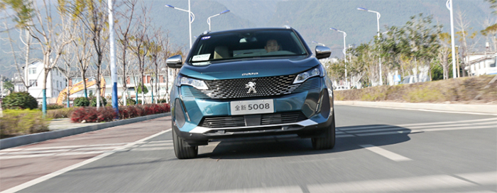 2019款四驱版标致5008底盘解析,2018款全新标致5008试驾视频