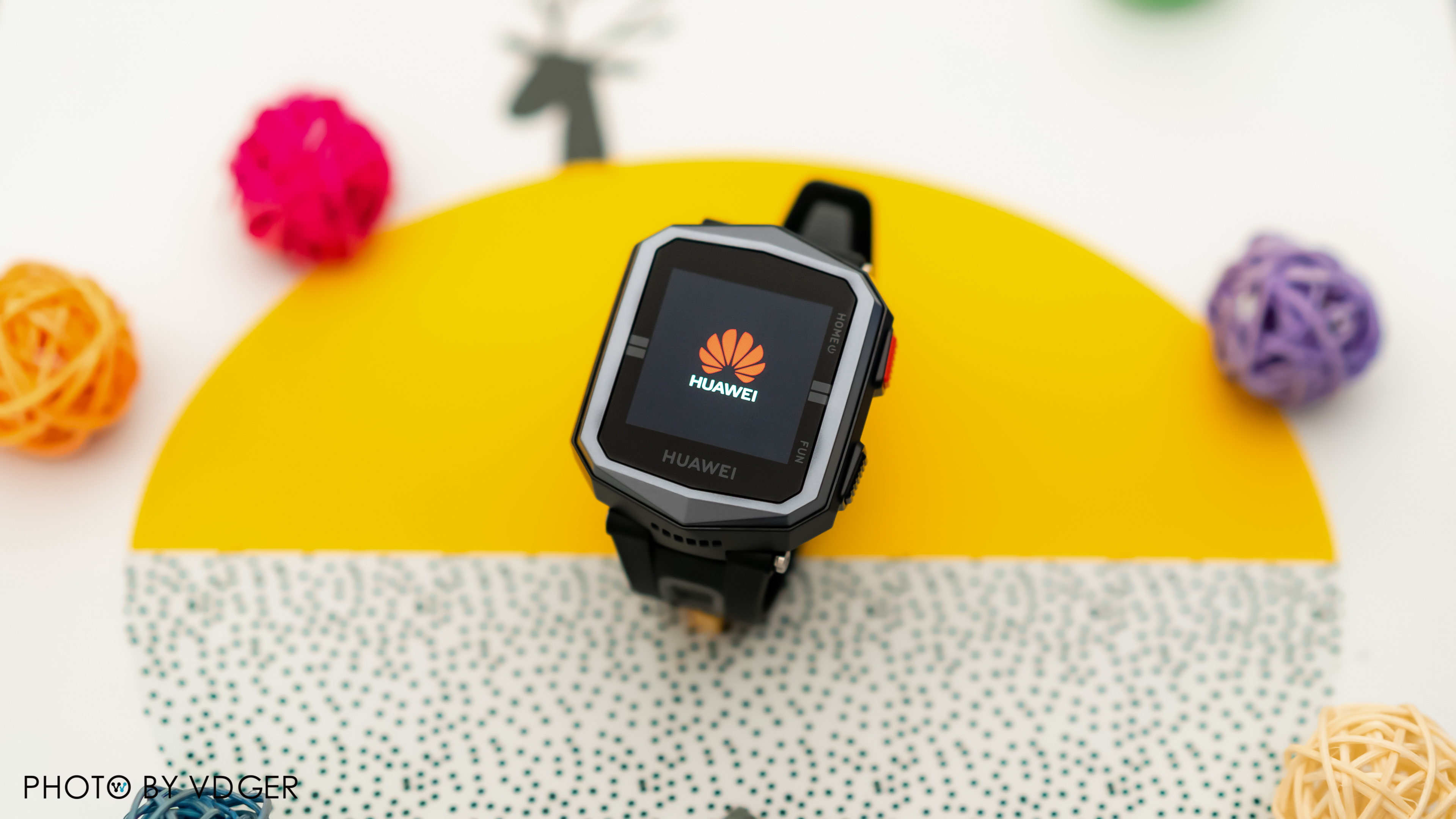 华为儿童手表安全区域300米,安全守护手表儿童