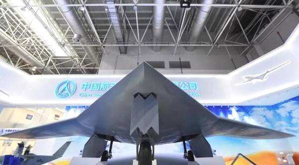 阿联酋购买阵风战斗机为啥那么贵,阿联酋买中国航天技术