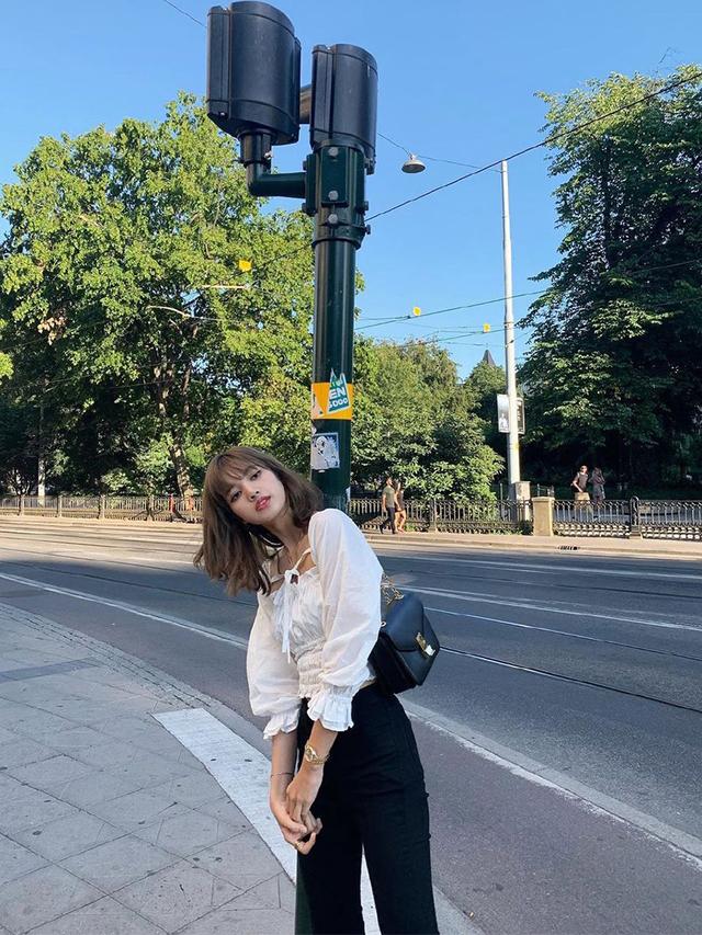 贾斯汀比伯ins关注lisa,贾斯汀比伯对lisa的评价