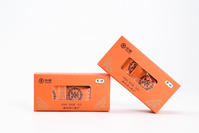 91年的中茶黑茶1700克价格,中茶黑茶小金花