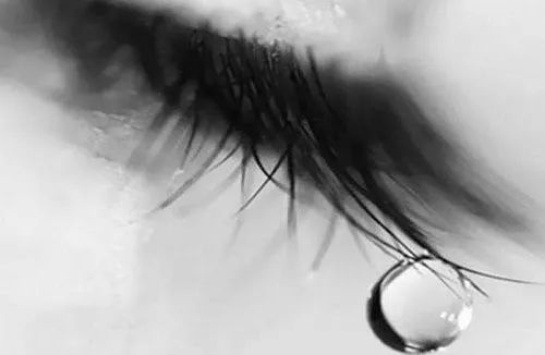 15岁少年强奸7岁女童后推下25楼,其父:孩子我不管!