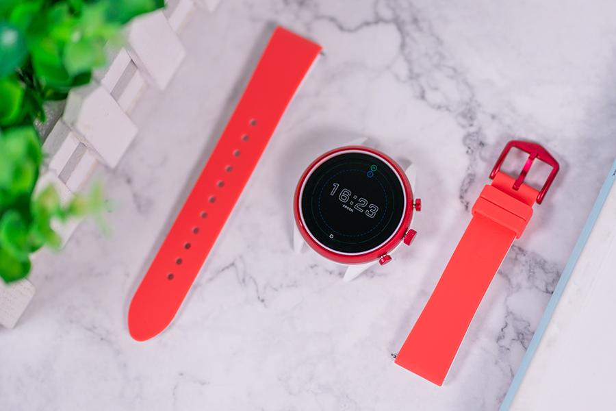 运动达人手表测评,fossil运动智能手表