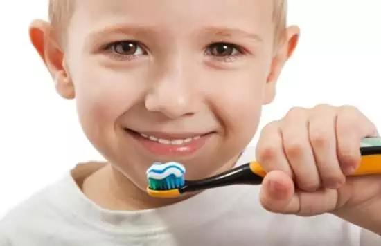 helen齿科中心超声波洁牙的步骤,helen齿科中心牙齿保健小贴士