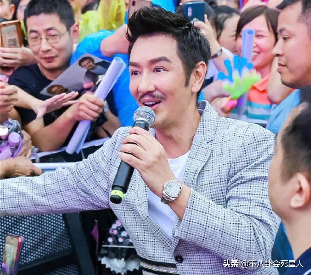 香港十大颜值男神80后,香港十大帅哥年轻时候的照片