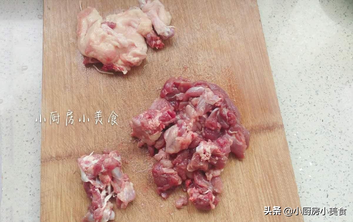鸭子肉太硬怎么煮,鸭子皮很油怎么做好吃