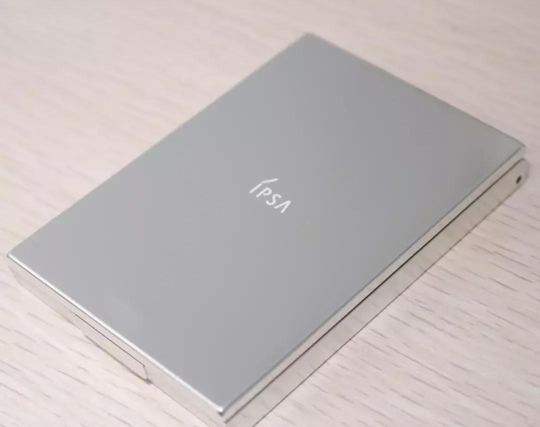 雪莉为什么会变黑,雪莉的照片为什么会越来越模糊