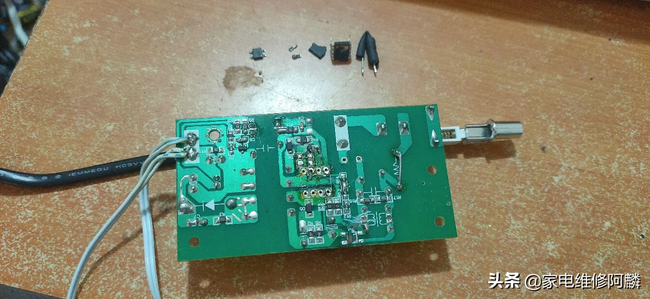 雷击接收机维修视频,雷击机顶盒维修