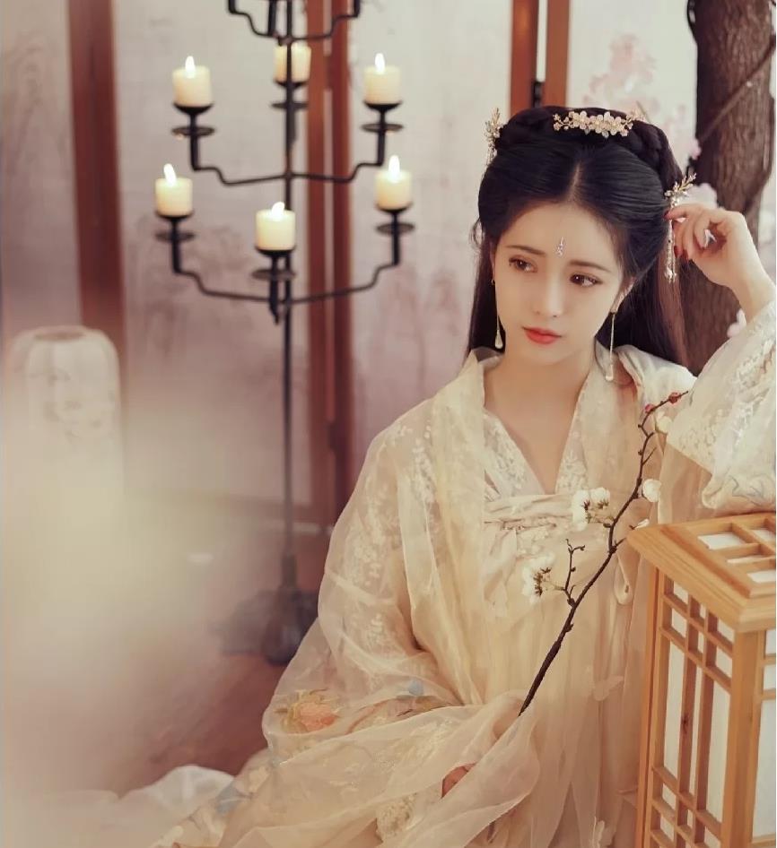 恬静淡雅的女宝宝名字不负芳华,清浅如画般的女孩名