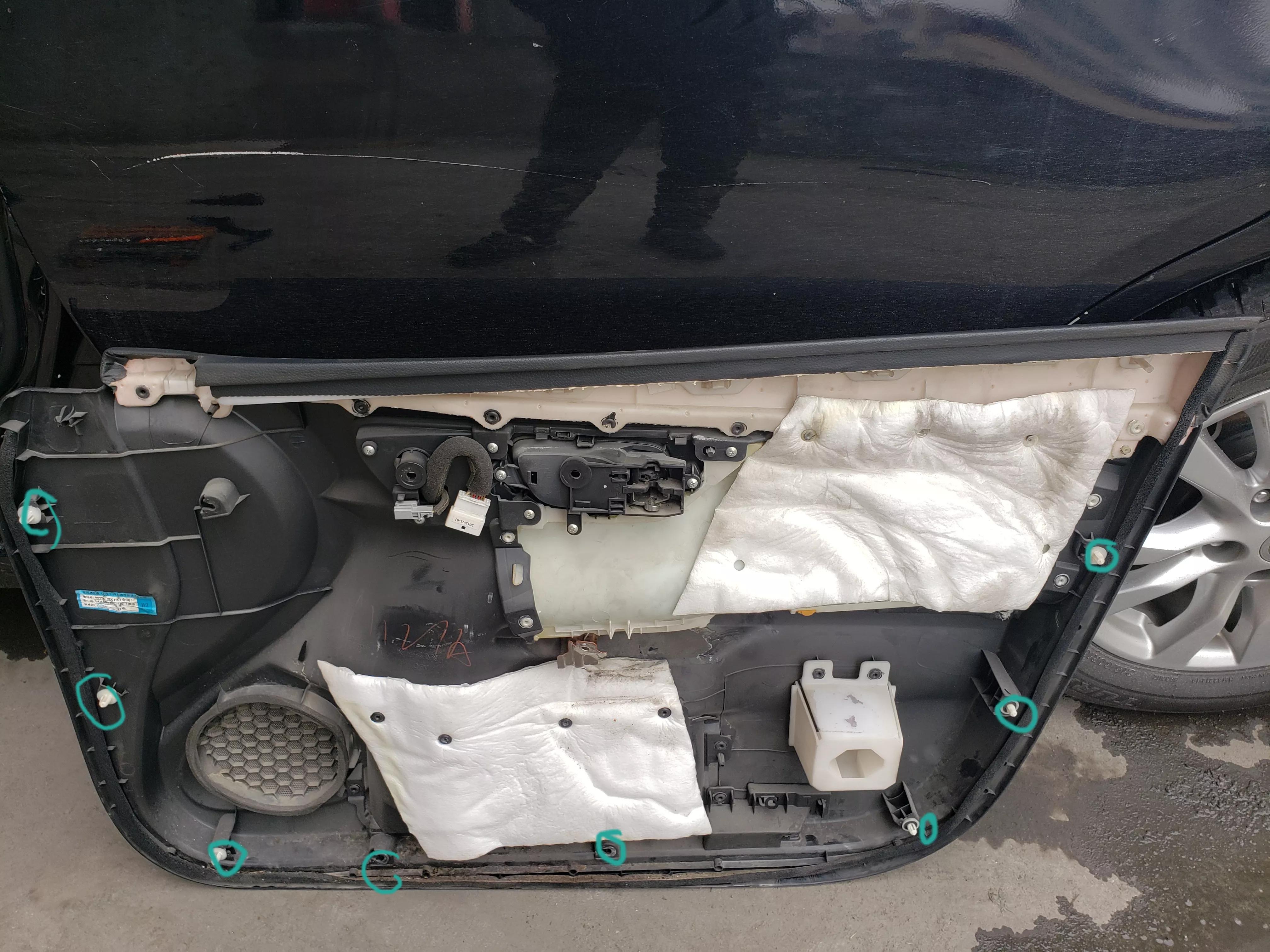 天籁车门玻璃升降器怎么拆卸,尼桑天籁玻璃升降器开关