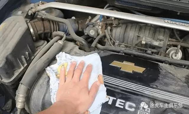 不洗发动机舱会怎么样,不清洗发动机舱的后果
