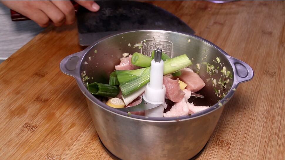 做包子和面水和面粉的比例,做包子和面用冷水了怎么办