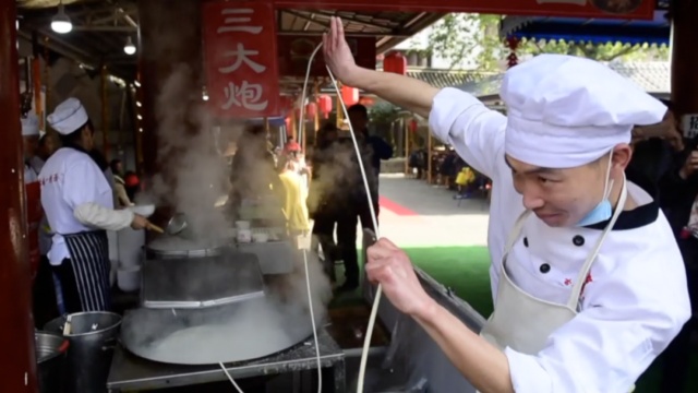 拉面哥爆红背后的真相,拉面哥网红火到一塌糊涂