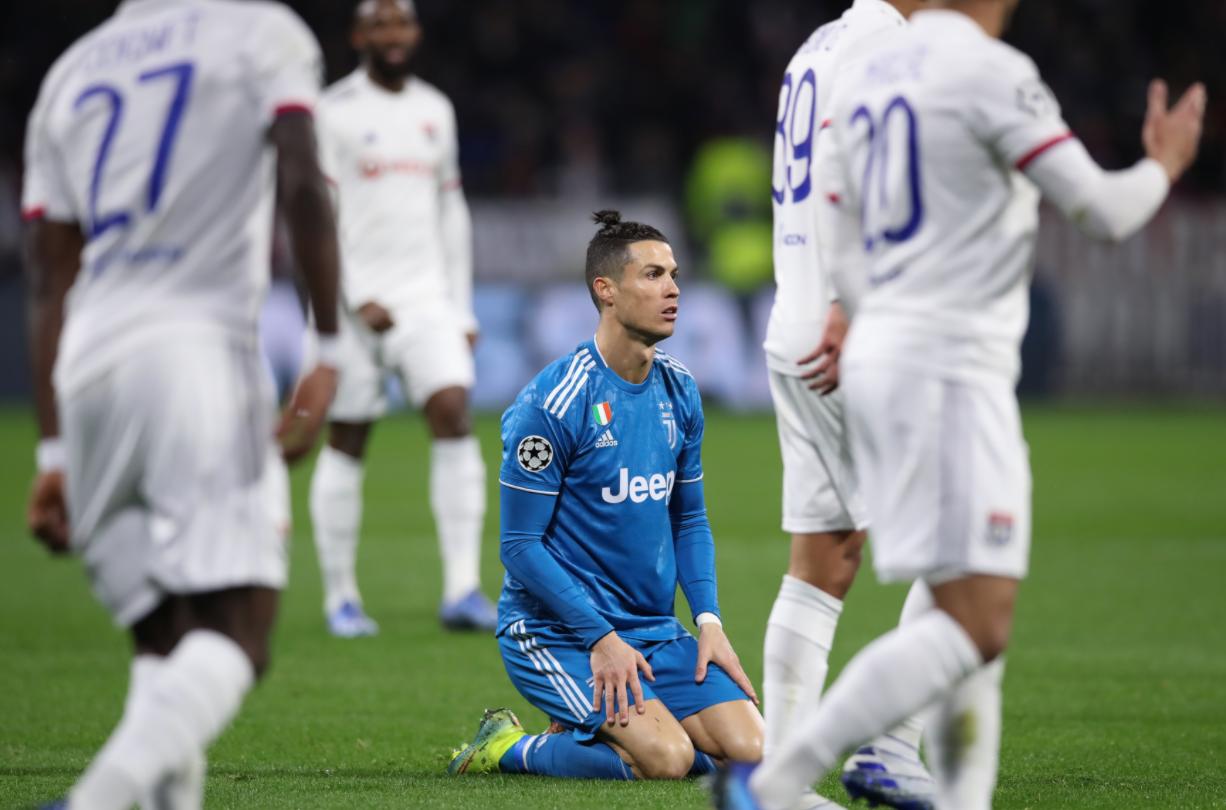 欧冠巴萨vs尤文图斯c罗完败梅西,欧冠皇马将对阵利物浦c罗