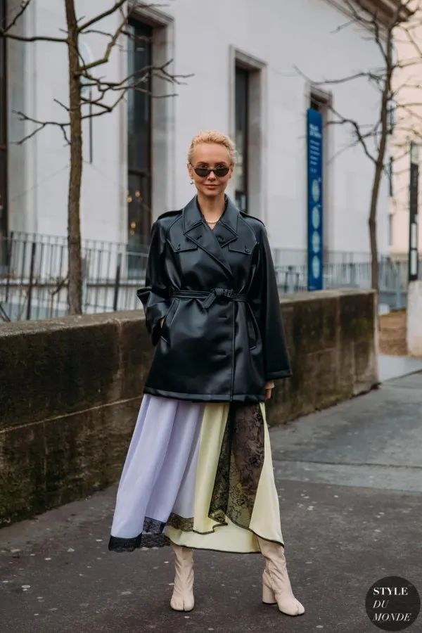 一件皮西装可以有多帅？时髦精们早已给出了答案