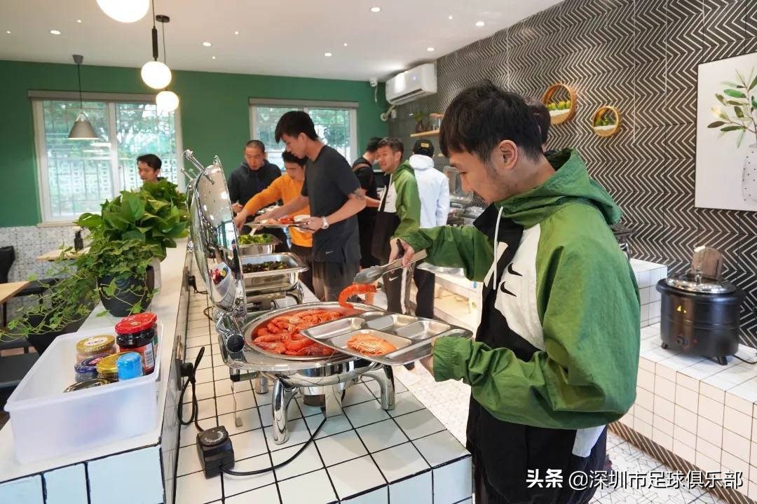 环境和菜品全面升级,环境升级菜品升级网红火锅