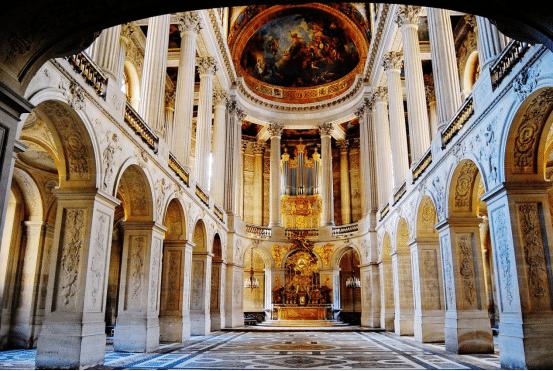 为什么法国的香水最出名,为什么香水都在法国